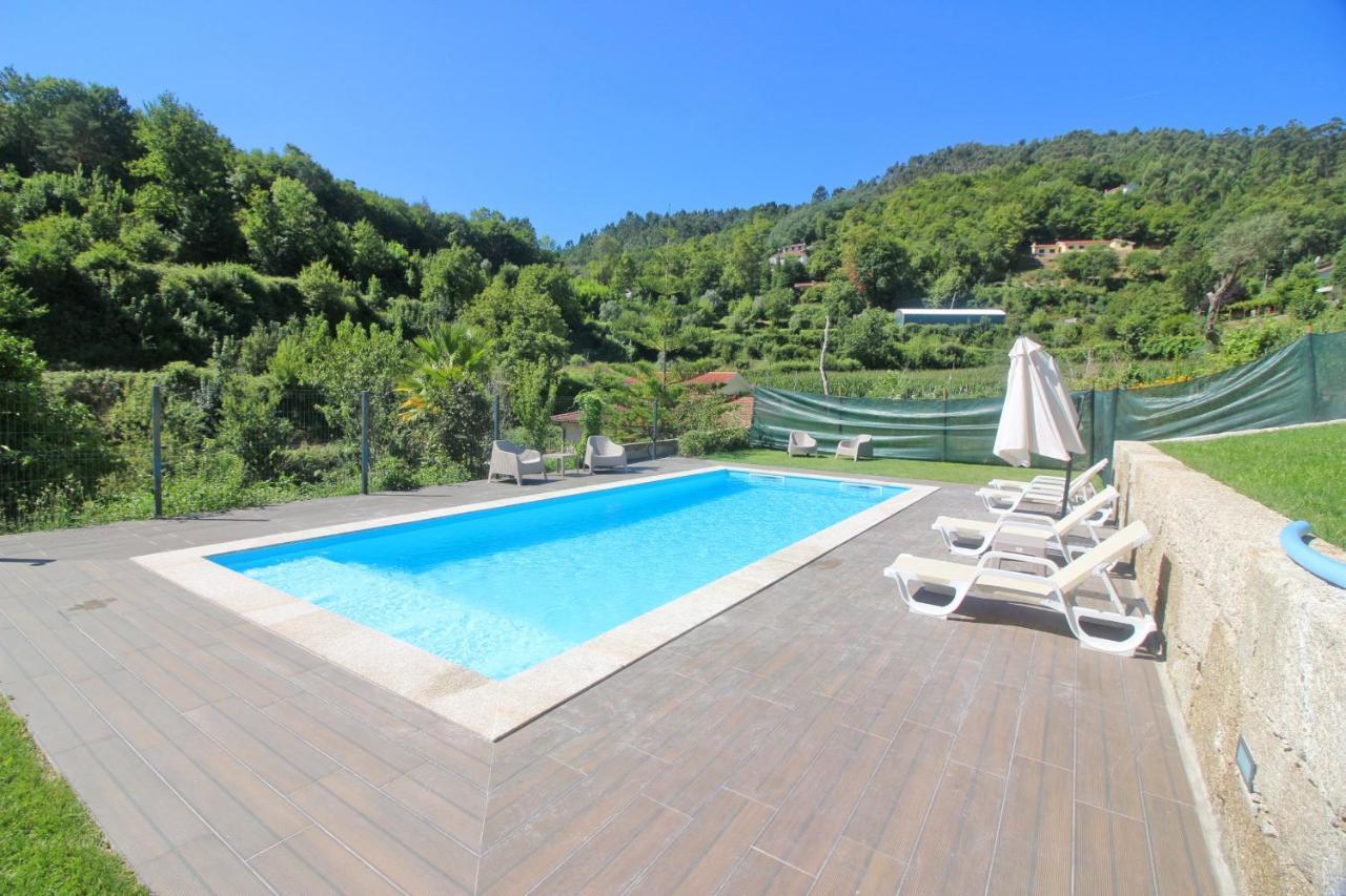 Villa Casa Dos Henriques Geres By Geres Casas Exterior foto